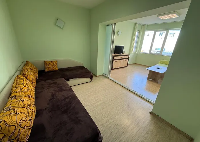 Apparent On The Main Street