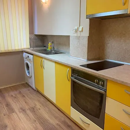 Apparent On The Main Street Apartment Varna
