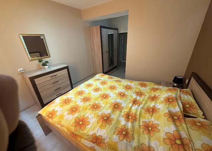 Apparent On The Main Street Апартаменти *